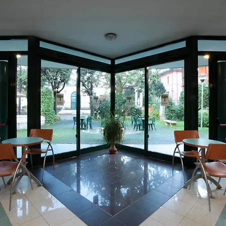 Kaire Hotel