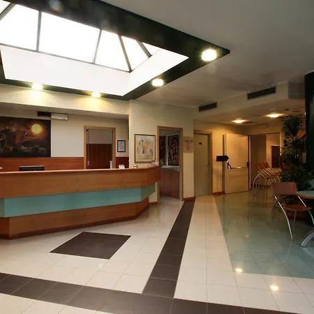 Kaire Hotel