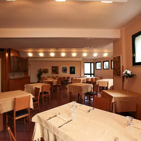 Hotel Kaire Roma