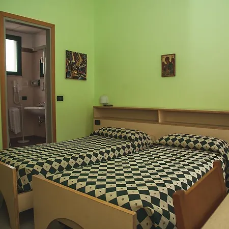 Kaire Hotel Roma